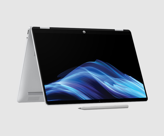 Foto de una Laptop HP OmniBook 5 Flip 2-in-1 en vista de carpa con l&aacute;piz.